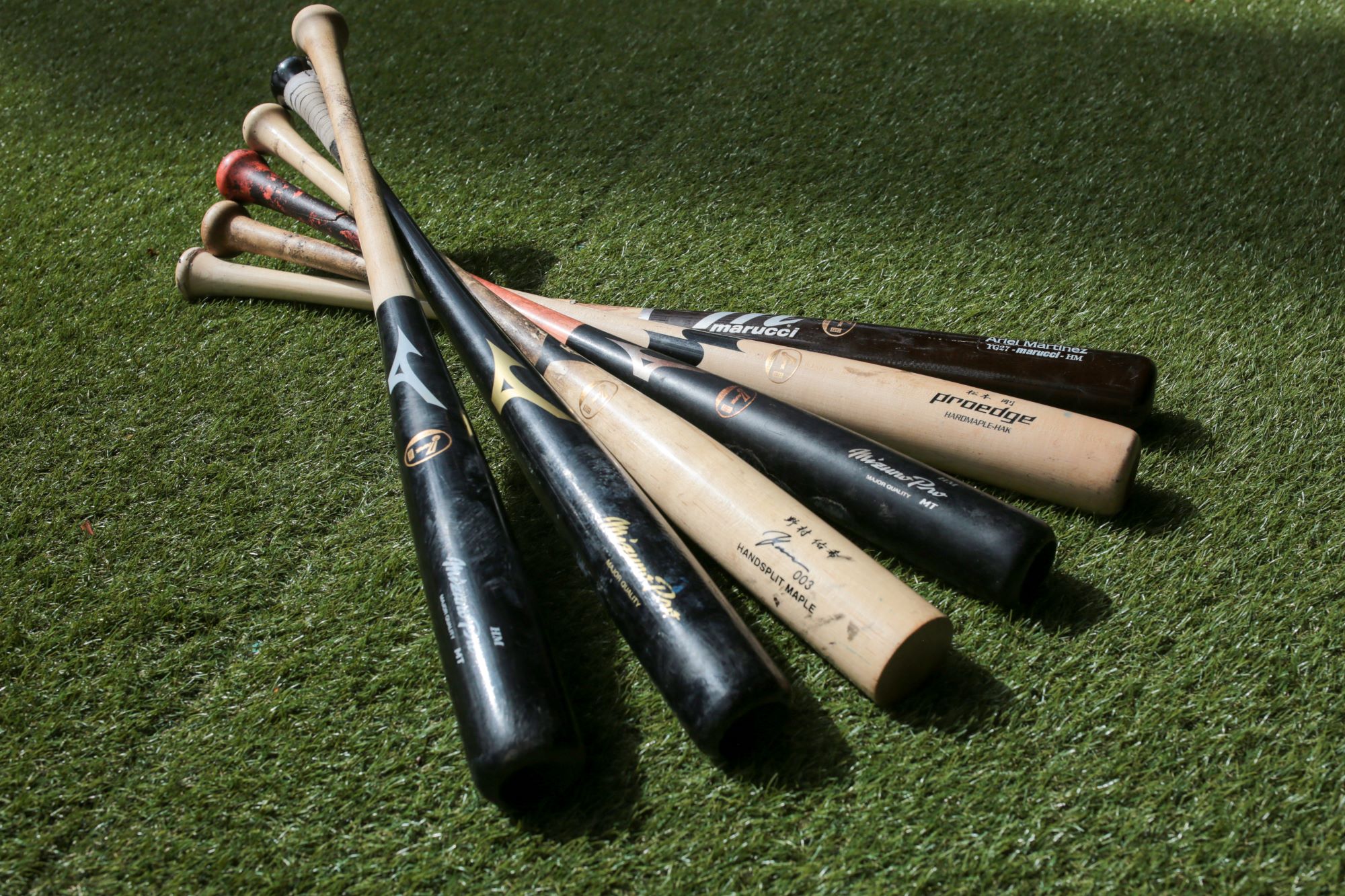 日本ハムファイターズ　野村佑希F24 NPB硬式木製バット 日本初* 折れた木製バットをクラフトビールに！北海道日本ハム