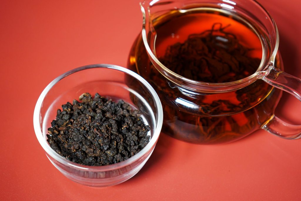 紅烏龍麦酒に使った茶葉と茶葉を煮出したお茶